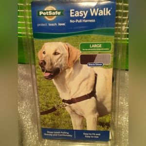 East Walk No-Pull Harness & Training Guide Size Large 5.25inL X 1.38inW